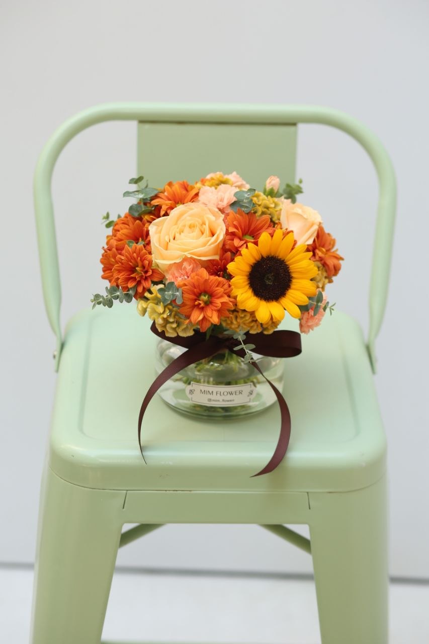 Mini Flower Jar 🧡