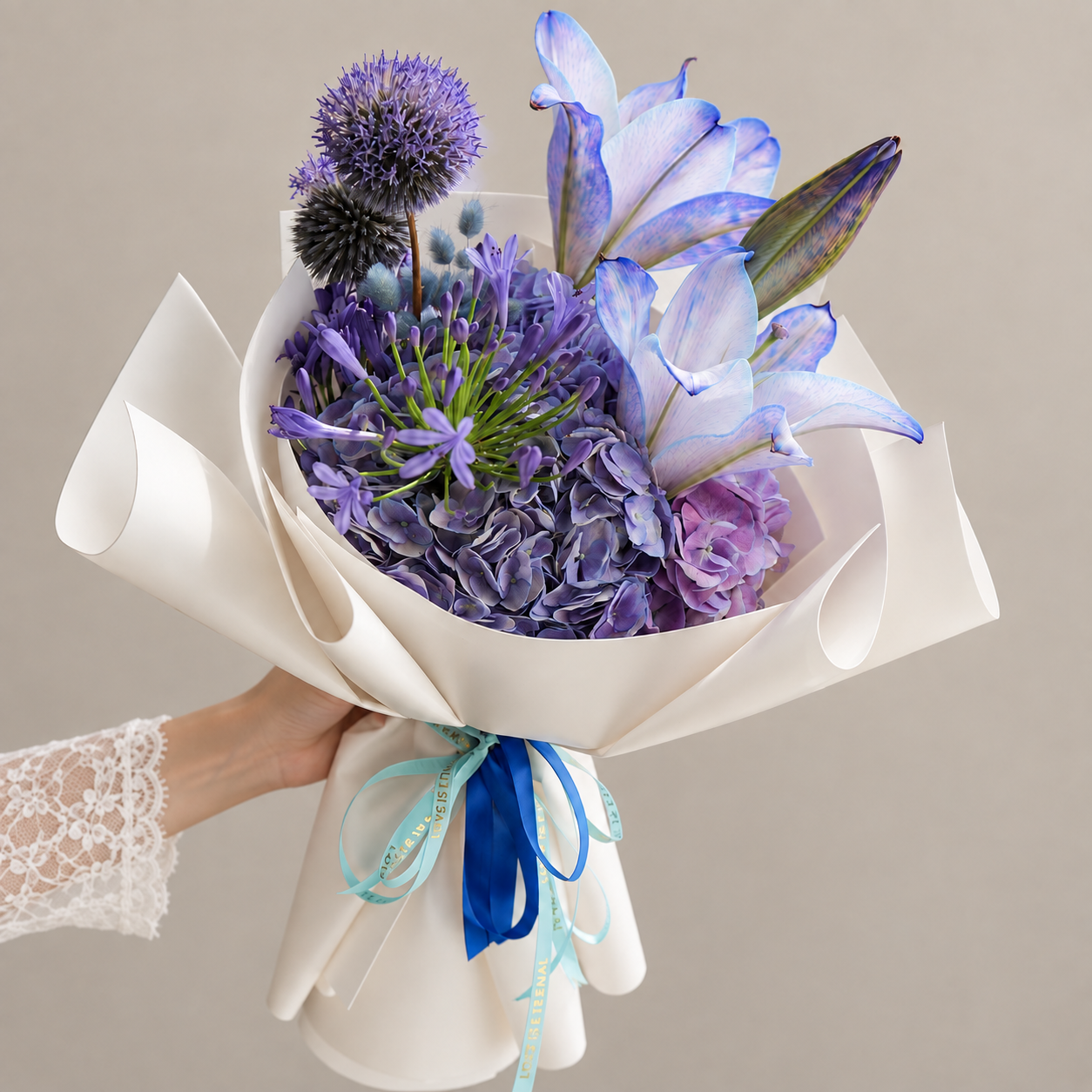 دسته گل لیلیوم آبی